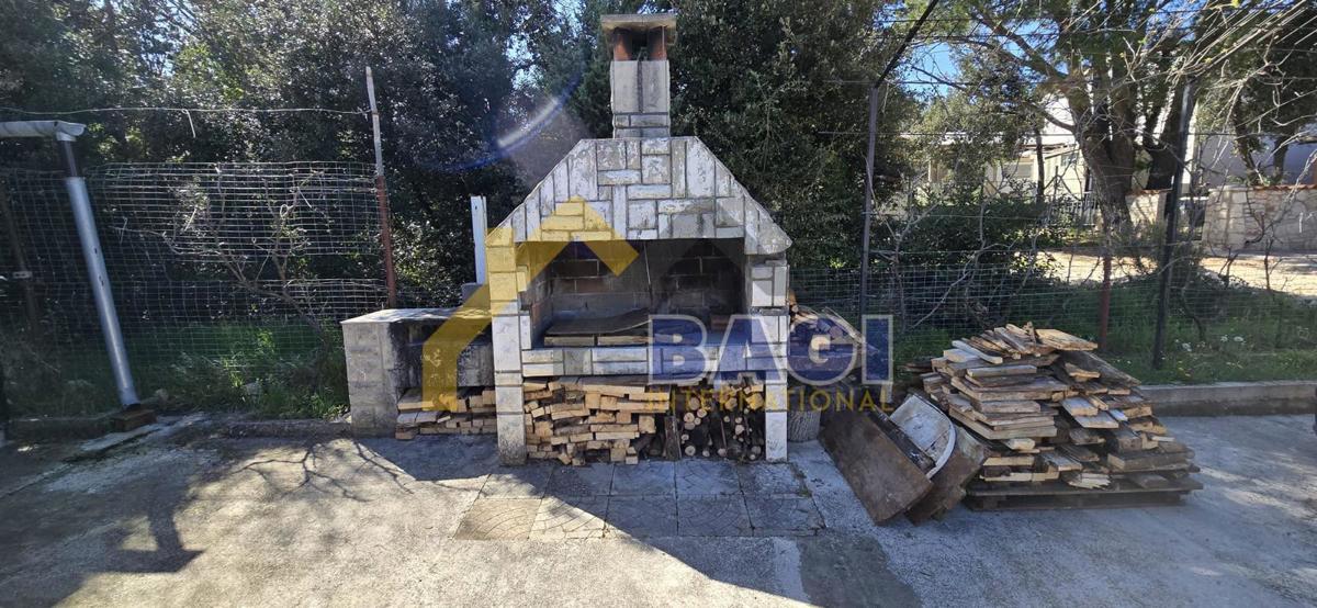 In vendita - Kavran Affascinante casa vicino al mare