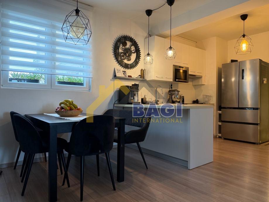 OCCASIONE – Appartamento Bilocale Pola 89 m² + Posto Auto