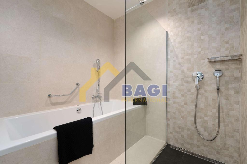 Villa esclusiva con piscina, area wellness e jacuzzi – Parenzo