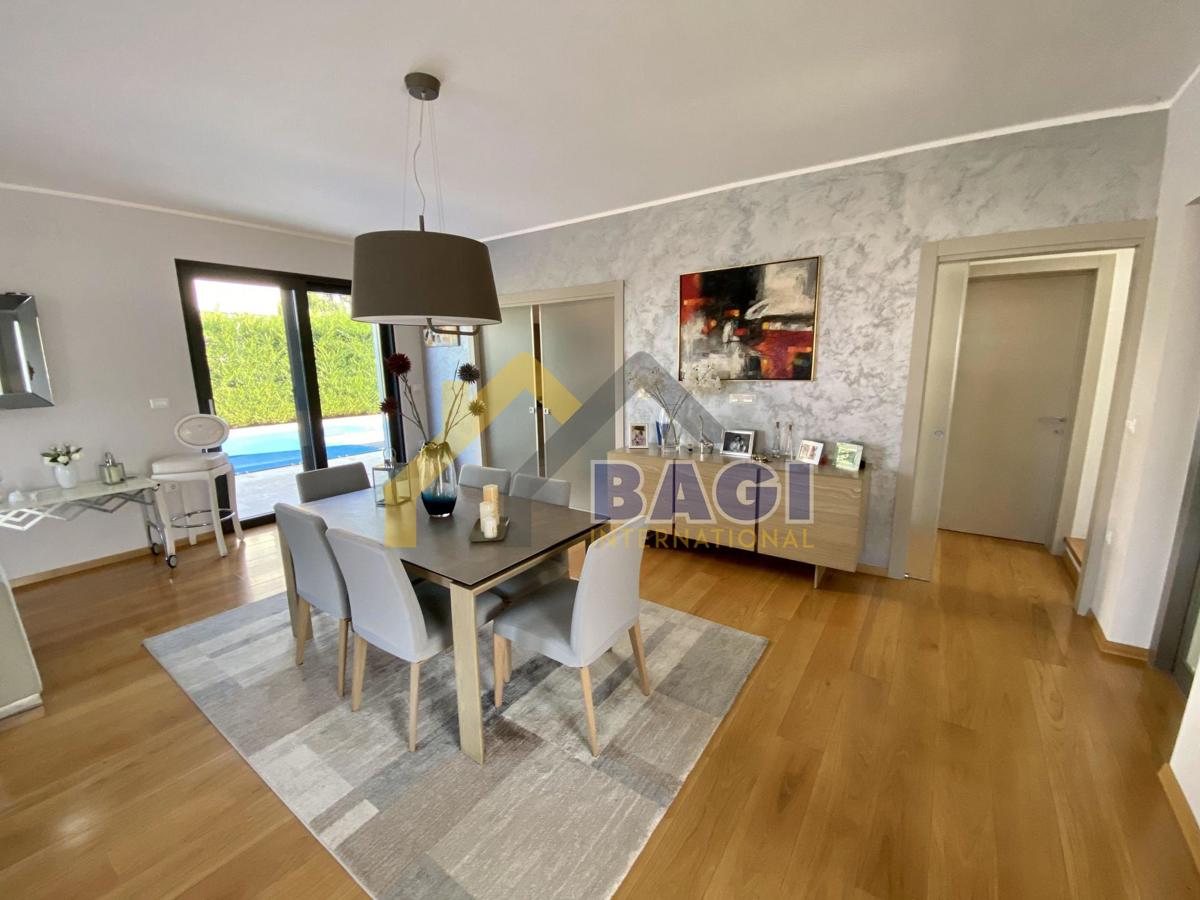 Casa Fažana, 340m2