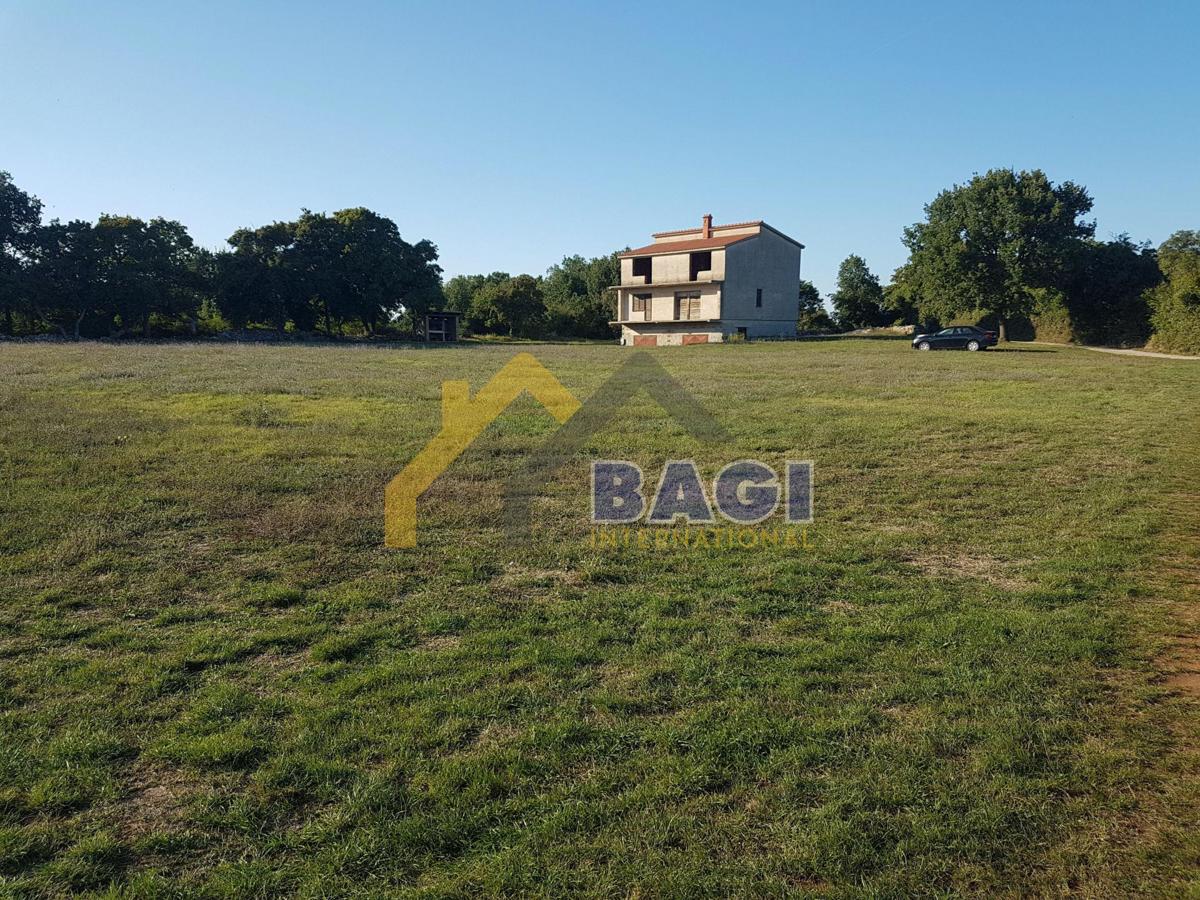 Terreno edificabile Šišan, Ližnjan, 4.824m2