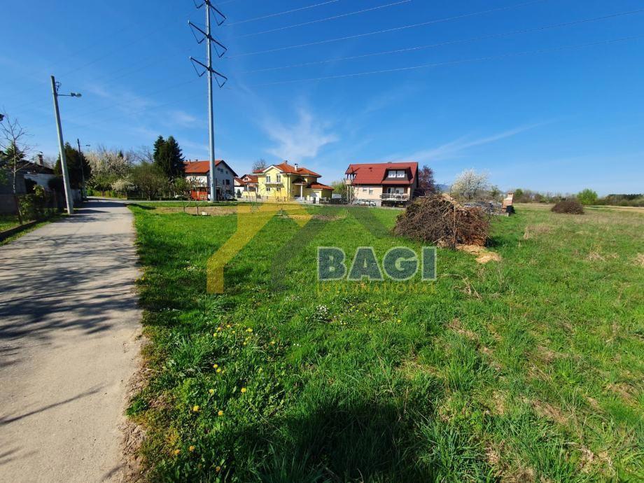 Terreno edificabile Lučko, Novi Zagreb - Zapad, 1.122m2