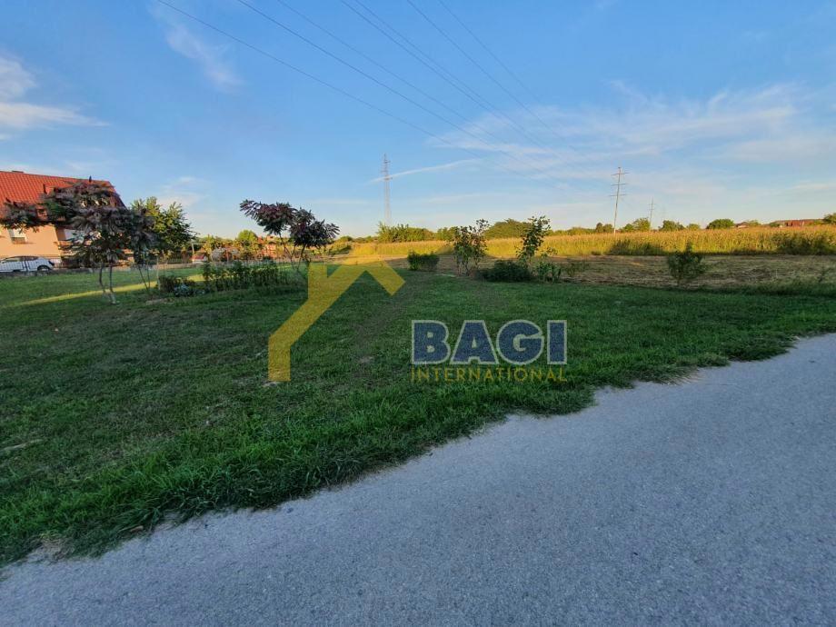 Terreno edificabile Lučko, Novi Zagreb - Zapad, 1.122m2
