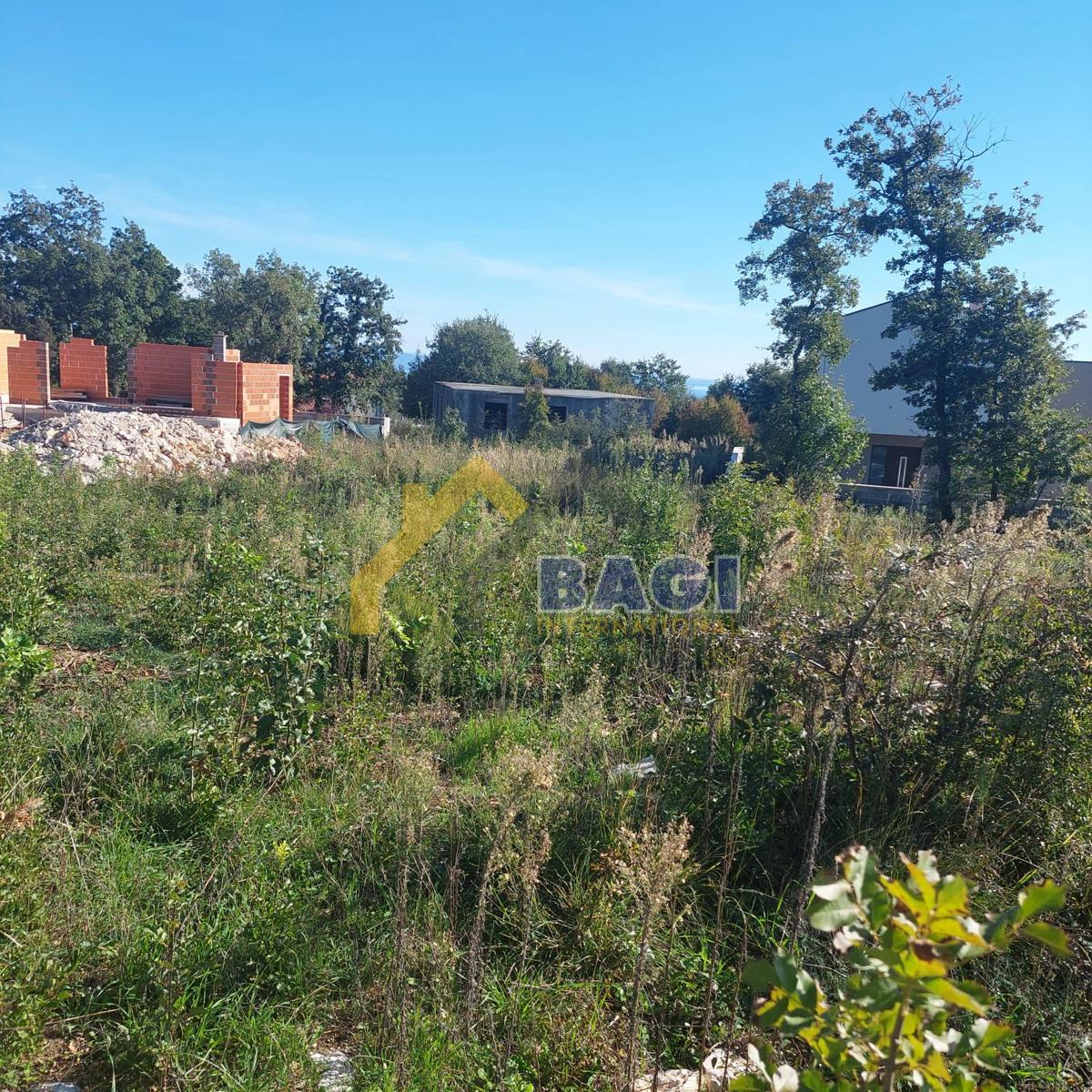 Terreno edificabile Peruški, Marčana, 629m2