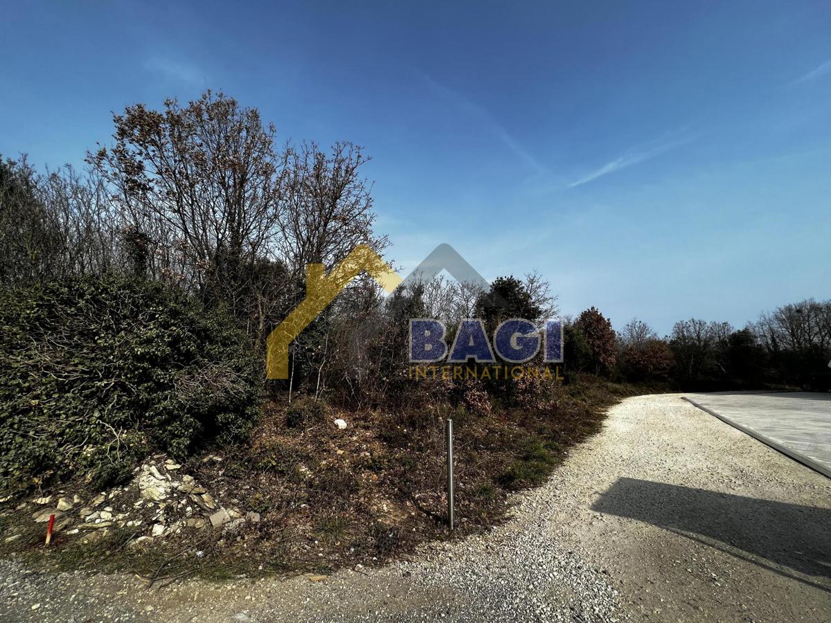 Terreno edificabile Medulin, 3.379m2