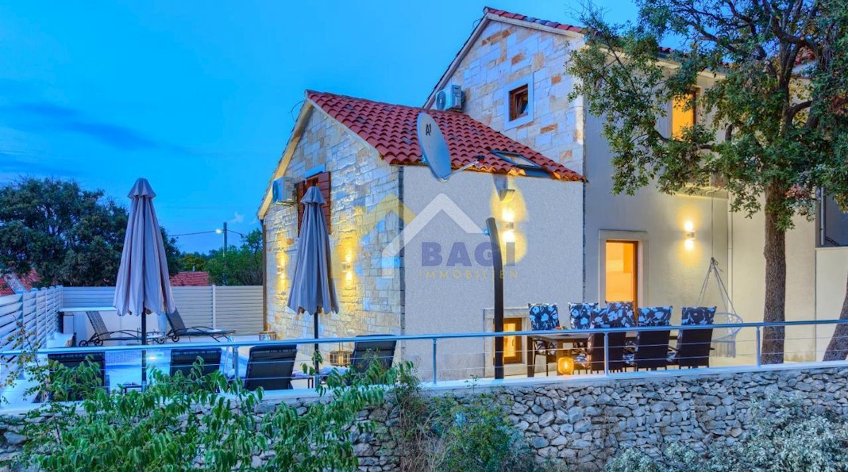 Casa Dračevica, Nerežišća, 100m2