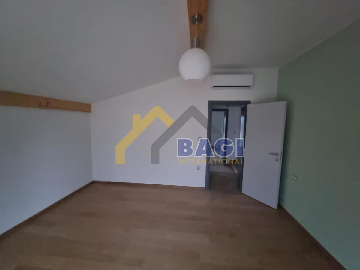 Piano terra 172m2 con piscina - vicino al mare!