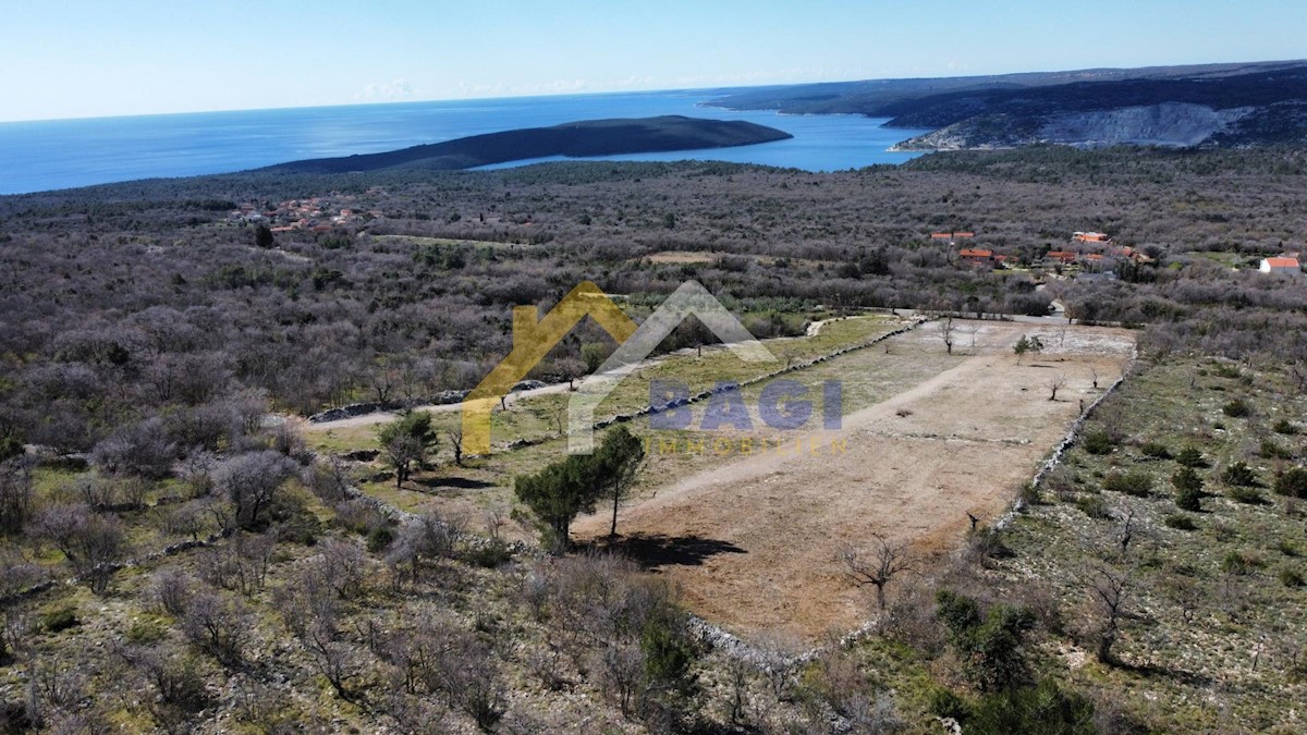 Terreno con vista panoramica - prossimo all'urbanizzazione