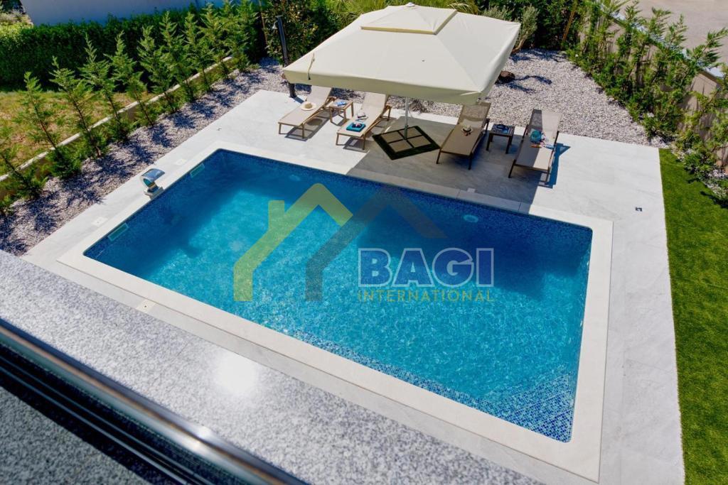 In vendita-Istria-Villa di lusso-Loborika-Marčana