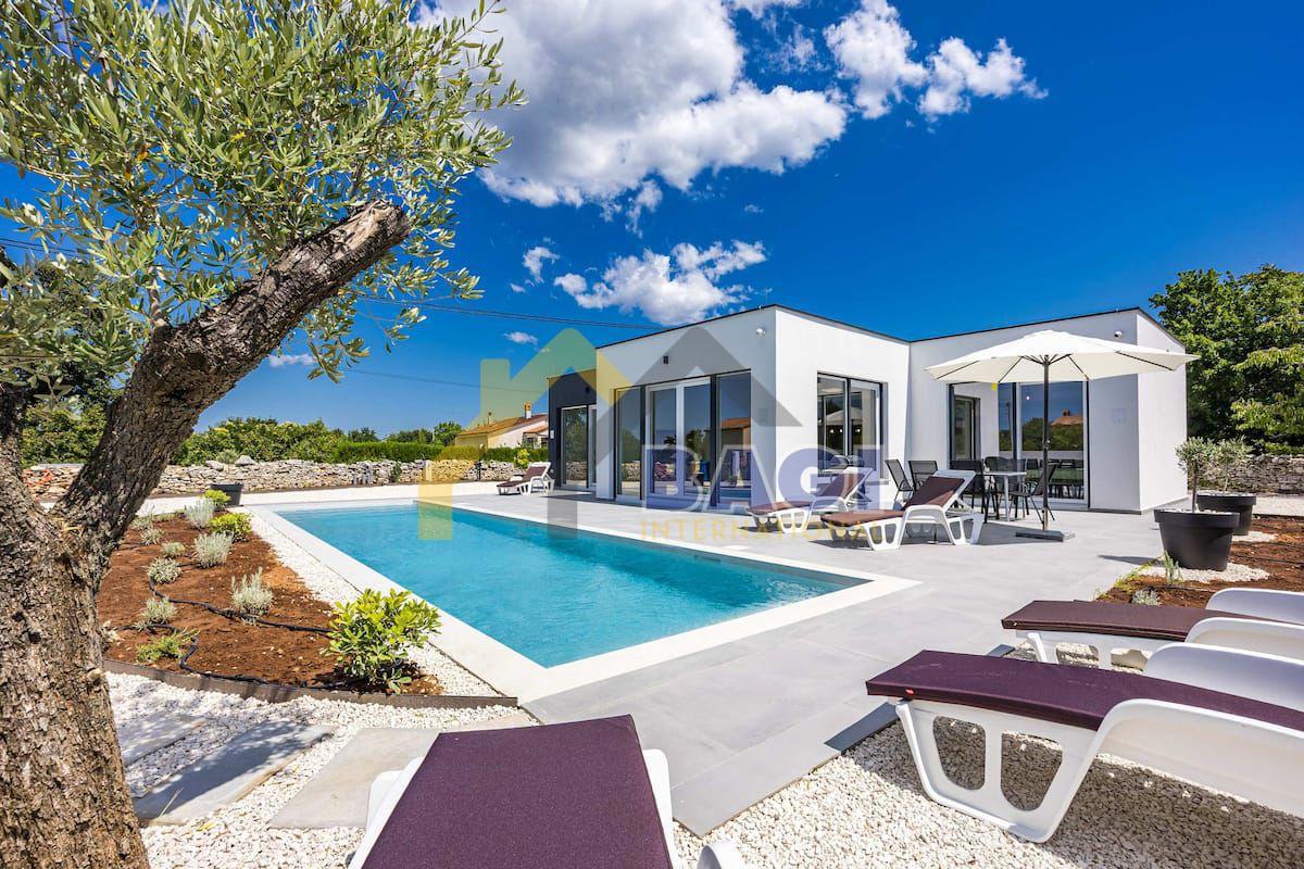 Svetvinčenat, Štokovci - villa moderna