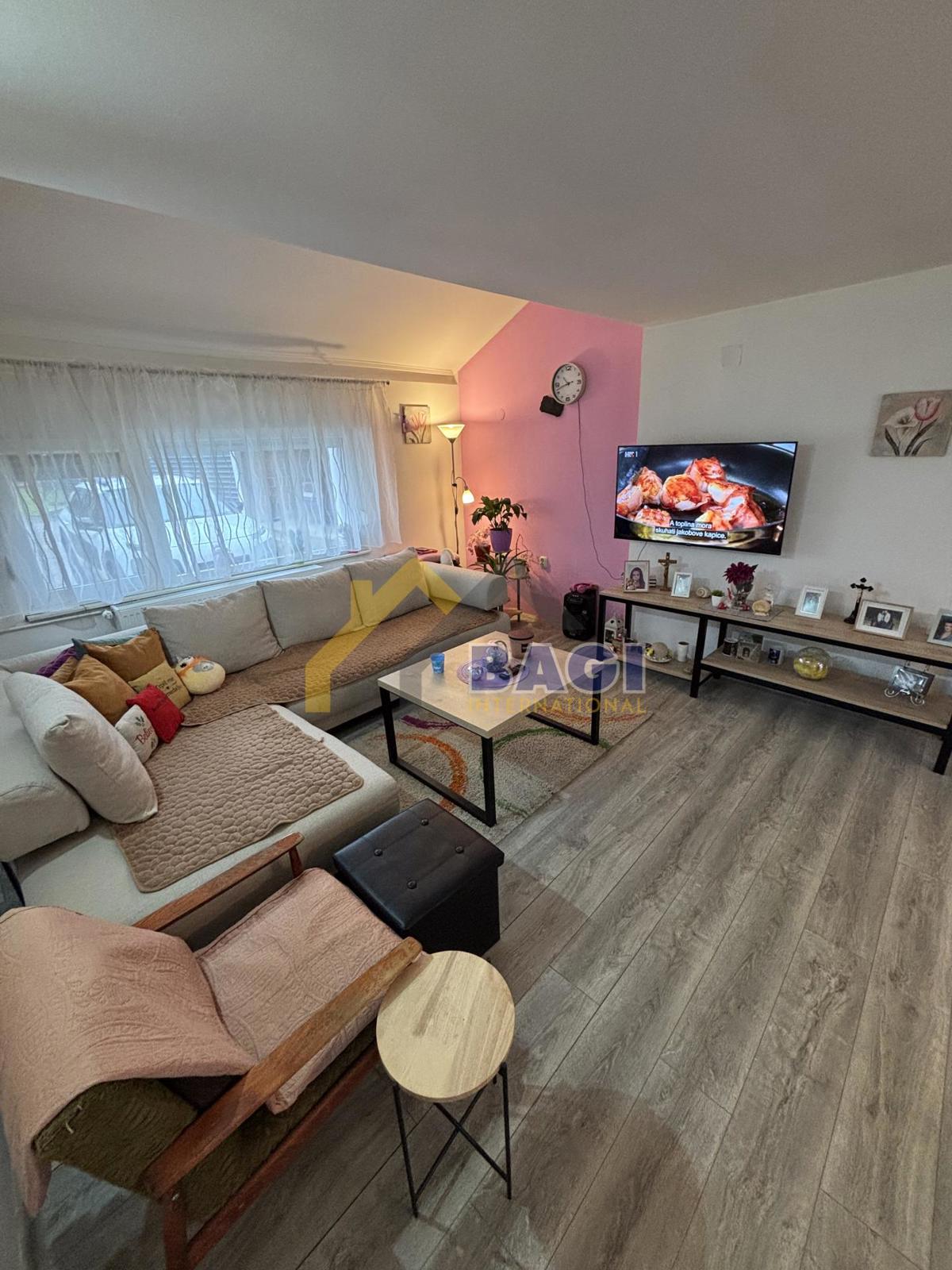 Casa Gornji Prnjarovec, Križ, 280m2