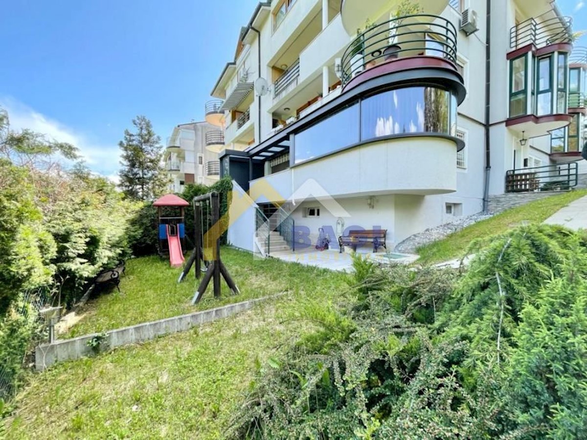 Appartamento Vrhovec, Črnomerec, 254m2