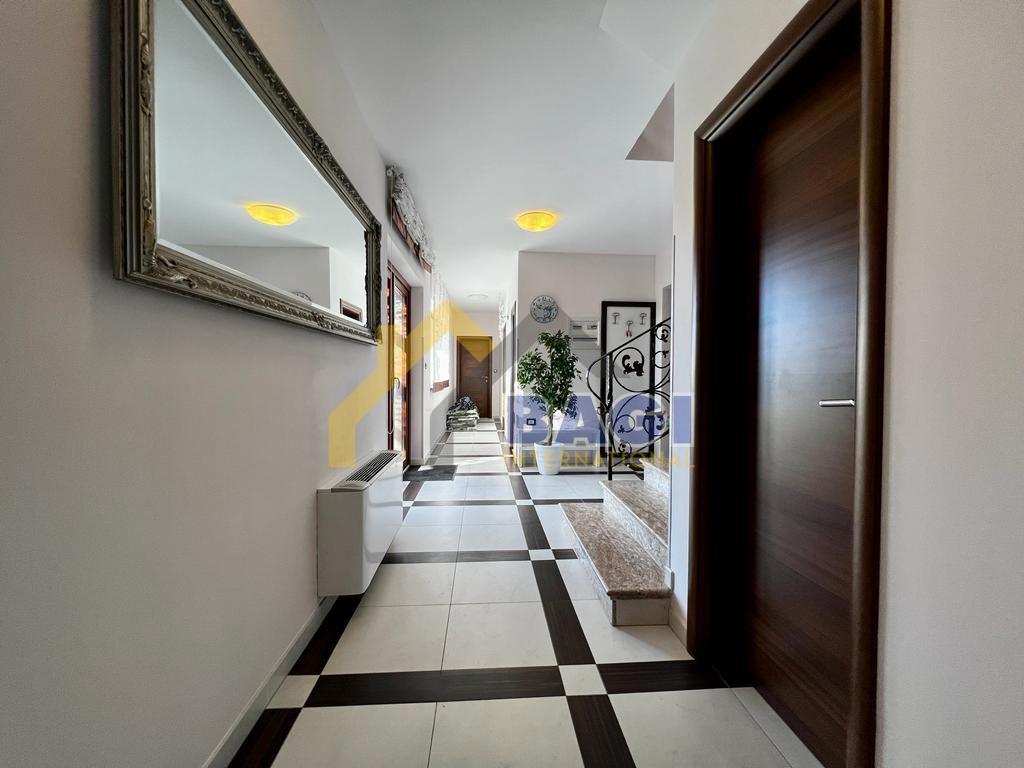 Casa Banjole, Medulin, 270m2