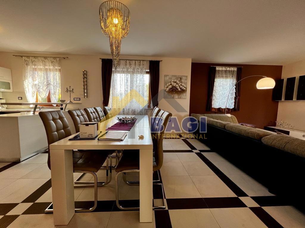 Casa Banjole, Medulin, 270m2