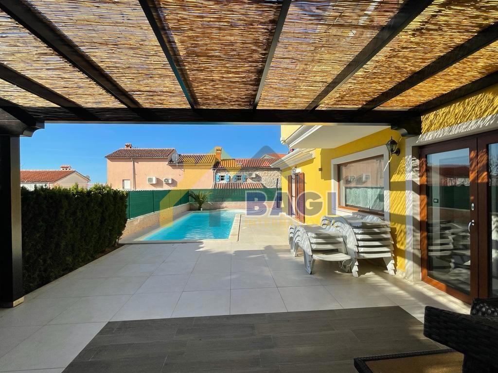 Casa Banjole, Medulin, 270m2