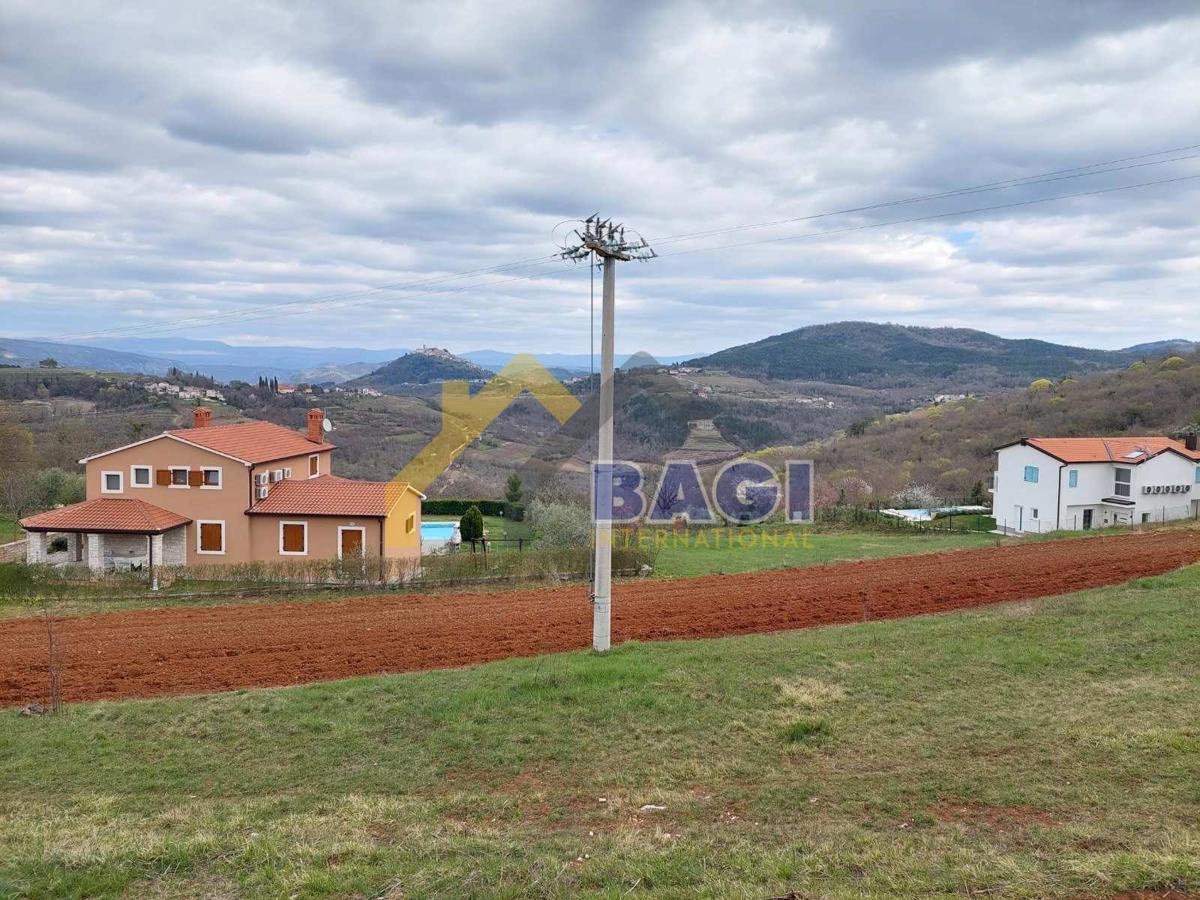 Terreno edificabile Rakotule, Karojba, 1.435m2