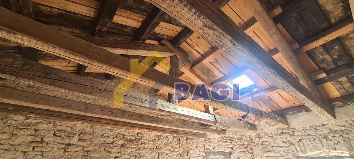 CANFANGO - casa di pietra in fila!