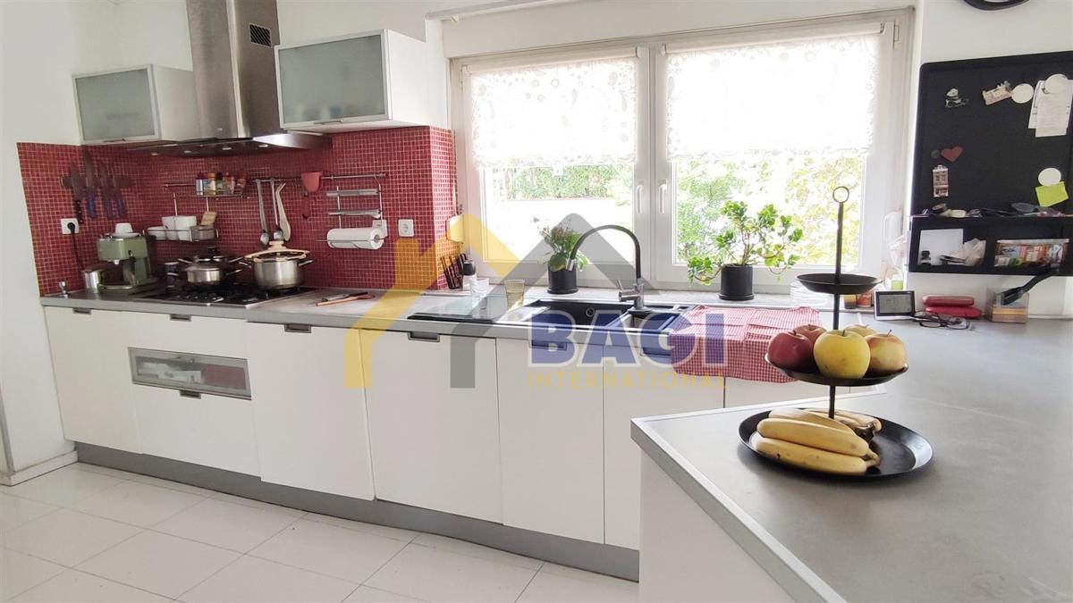 Casa Donji Stupnik, Stupnik, 580m2