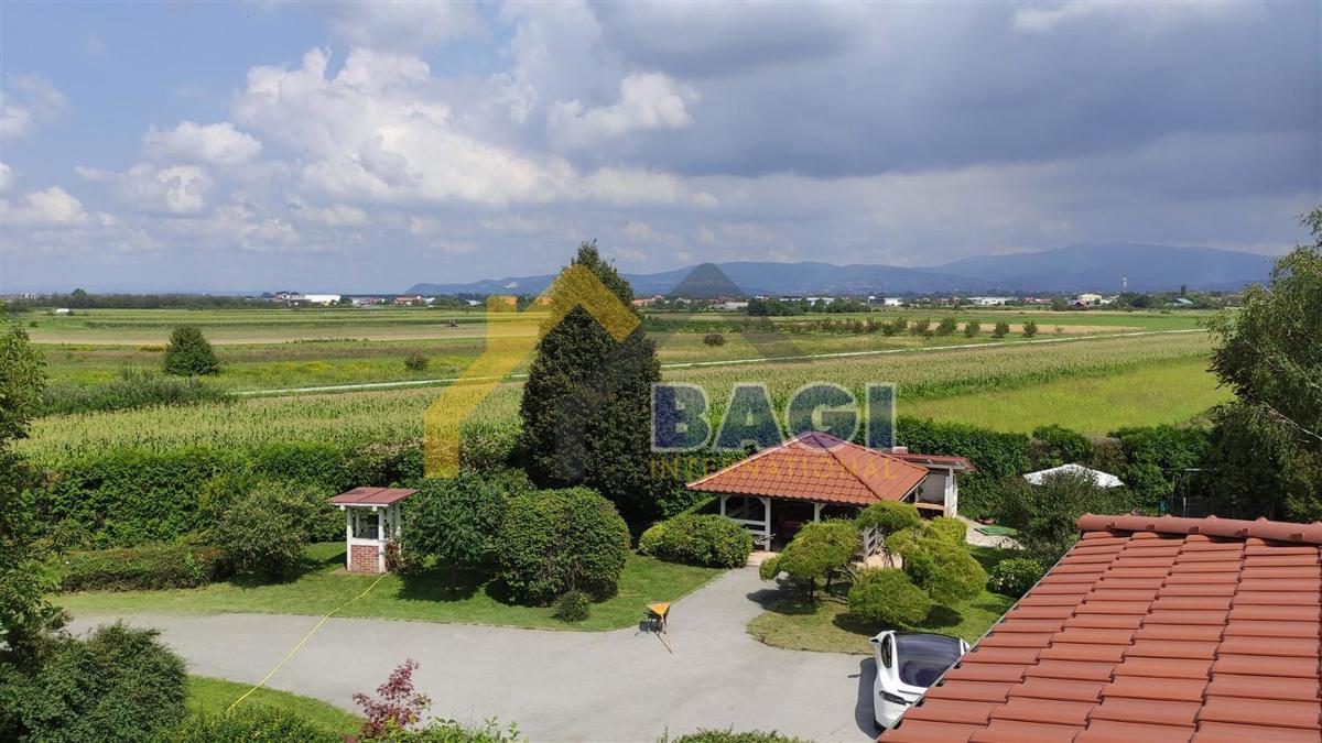 Casa Donji Stupnik, Stupnik, 580m2