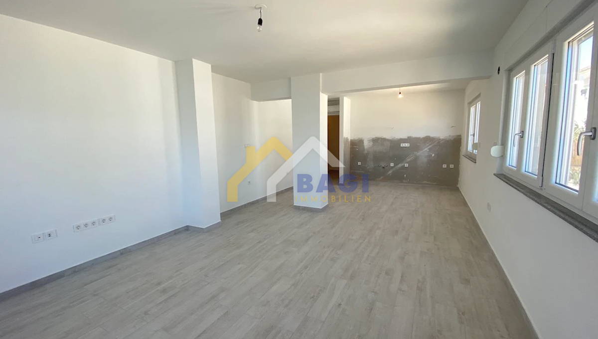 Appartamento Ljubač, Ražanac, 91,74m2