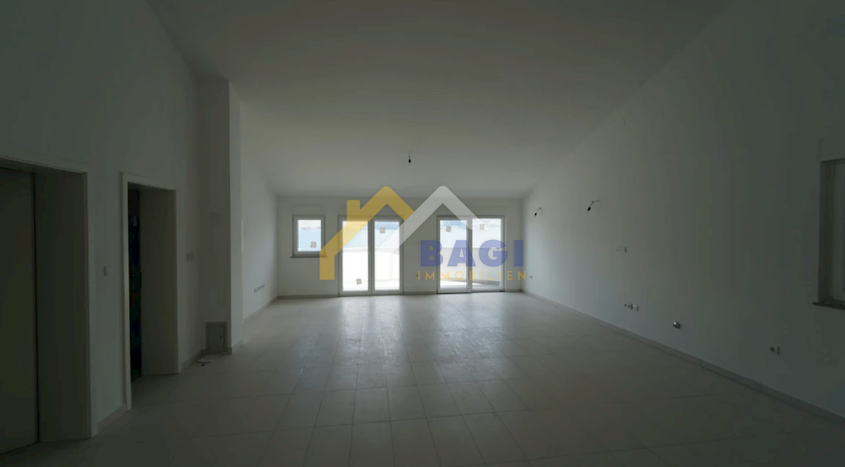 Appartamento Ljubač, Ražanac, 91,74m2