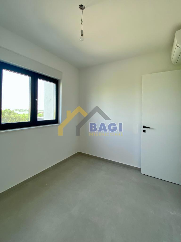 Appartamento Privlaka, 107,50m2