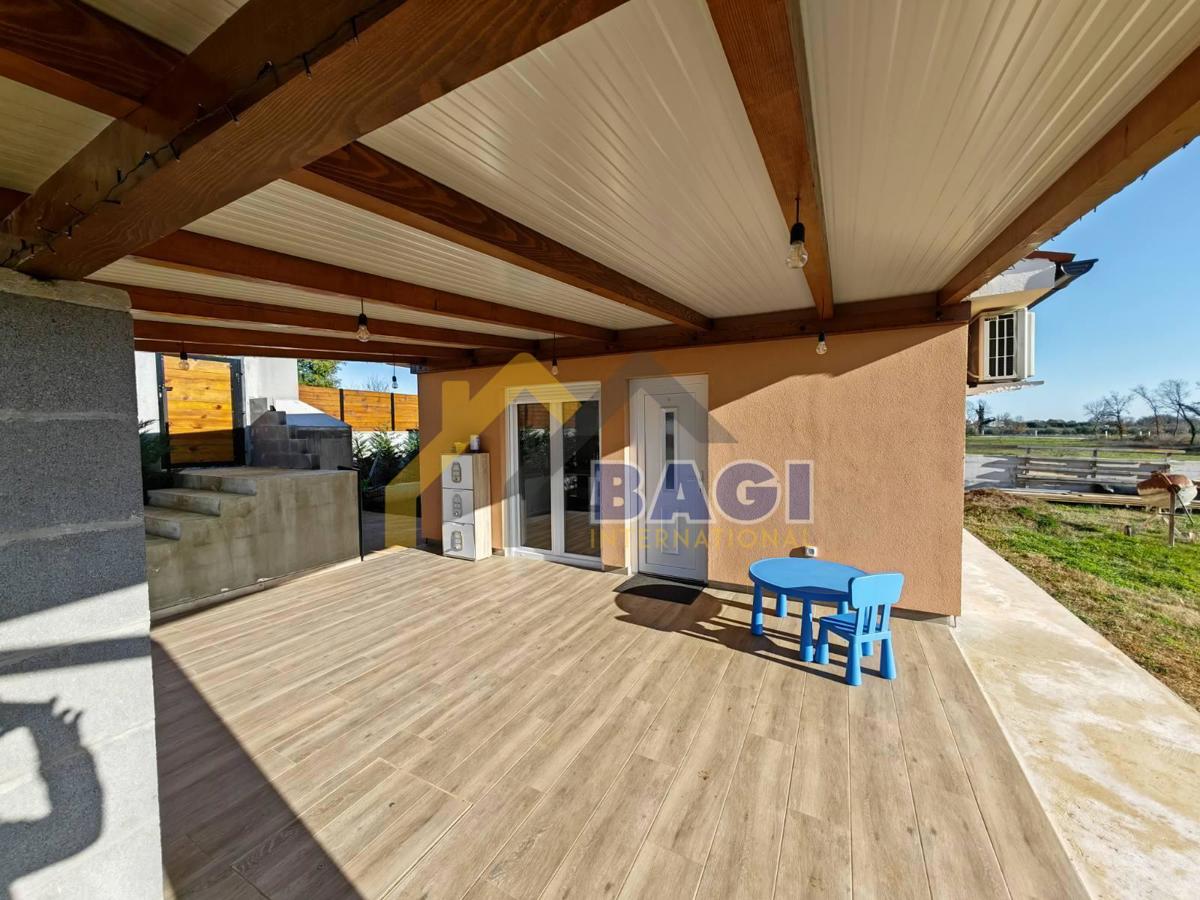 LOBORIKA PIANO TERRA 50m2+PERMESSO PER ALTRI 120m2