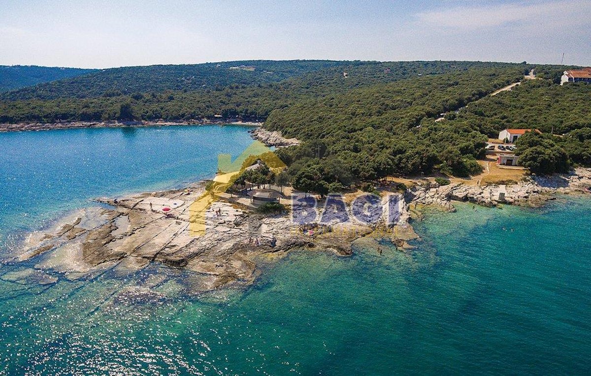 ISTRIA - PERUŠKI Casa con piscina e giardin