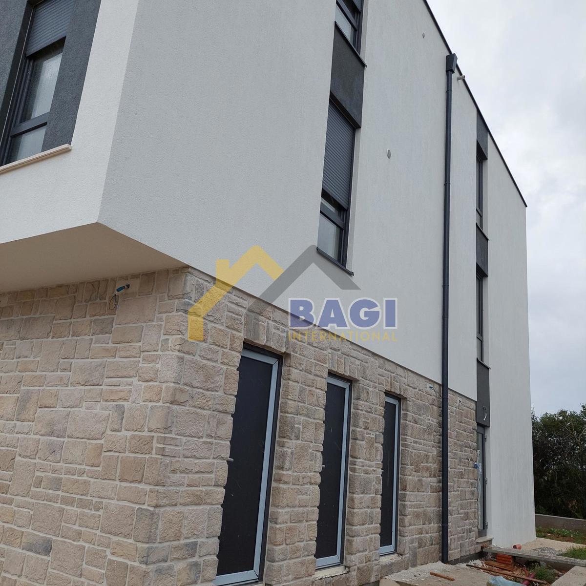 Appartamento Pula 59,70m2 - Due camere da letto + 2 posti auto