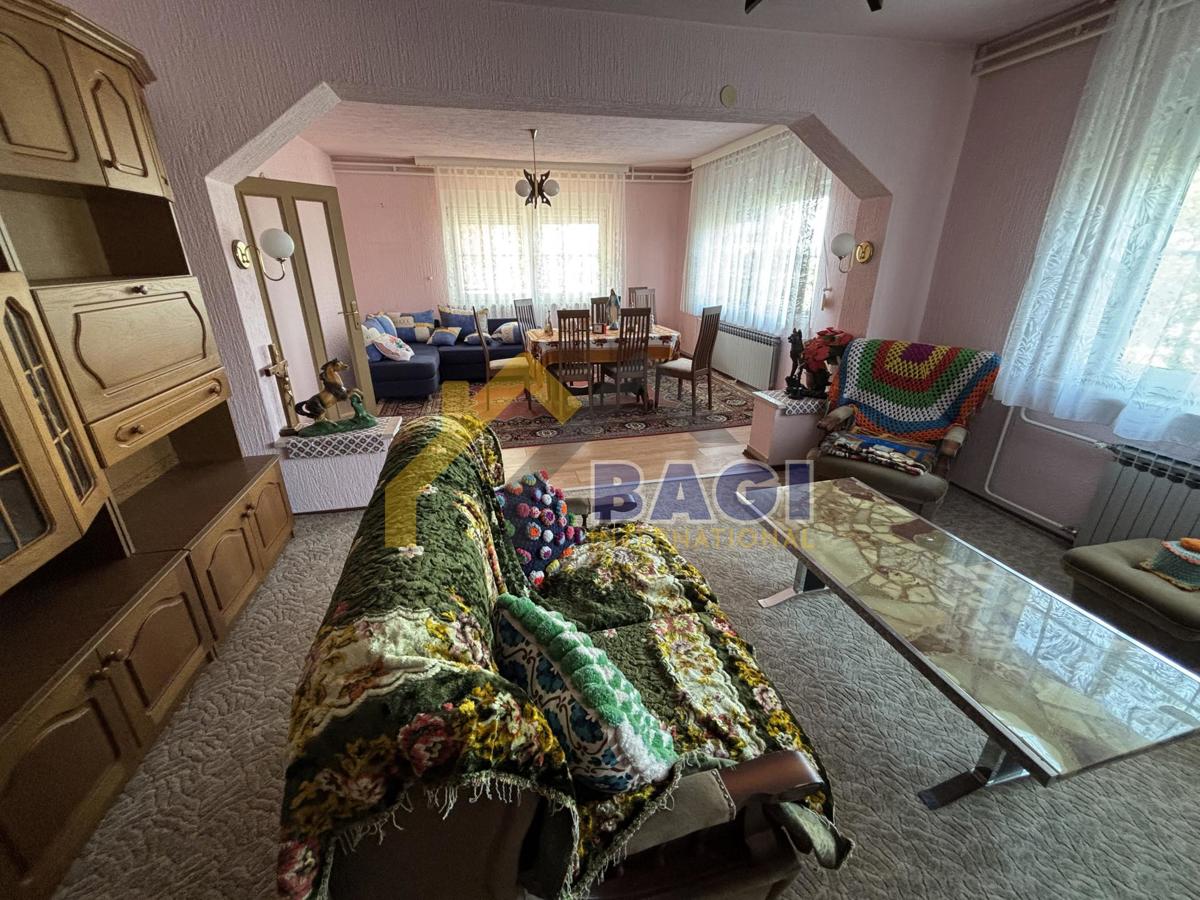 Casa Bratina, Pisarovina, 570m2