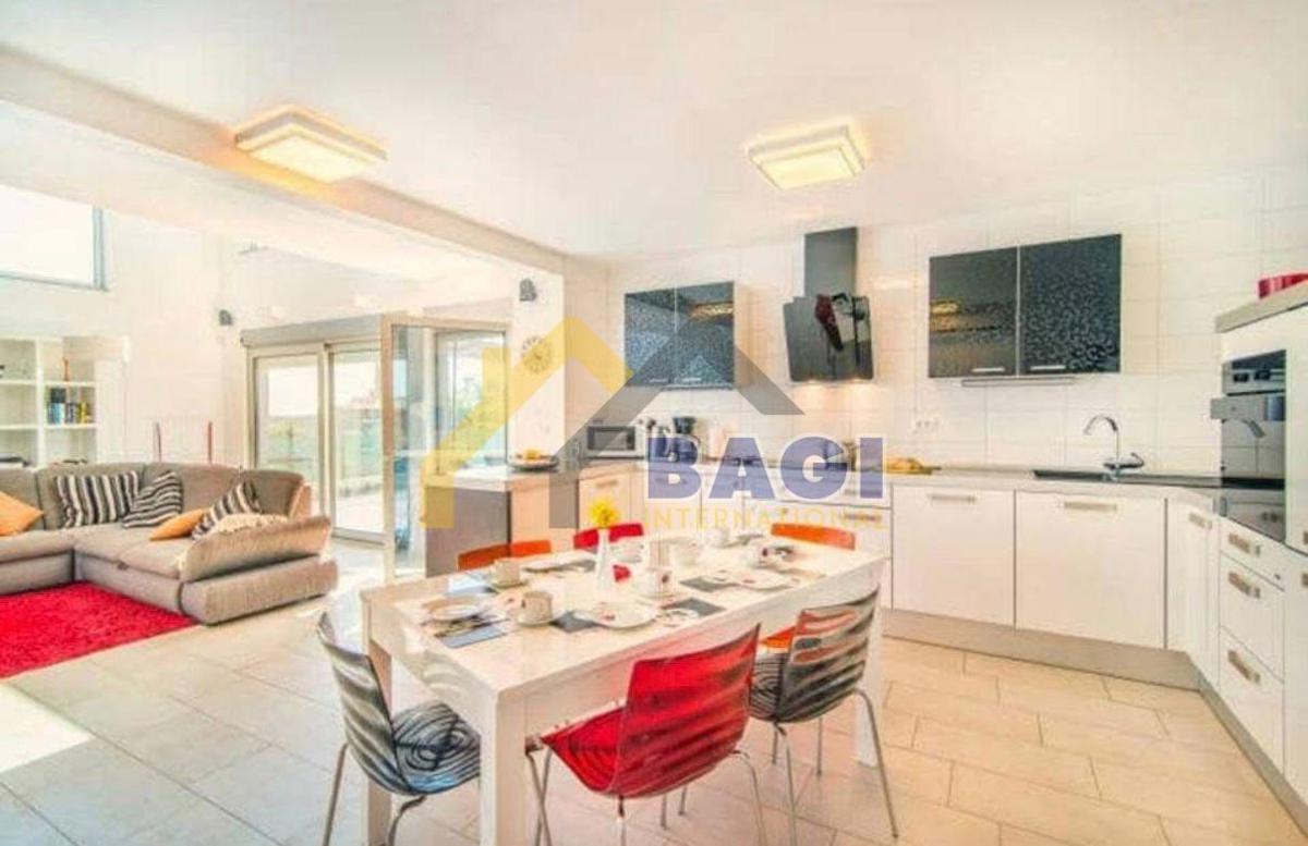 VODNJAN - čudovita vila z oljčnim nasadom