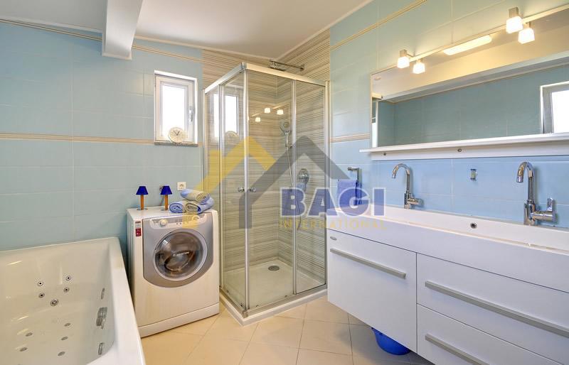 VODNJAN - čudovita vila z oljčnim nasadom