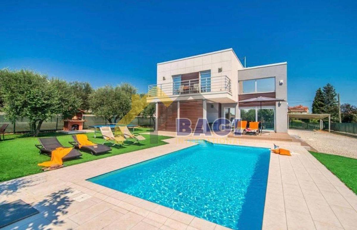 VODNJAN - čudovita vila z oljčnim nasadom