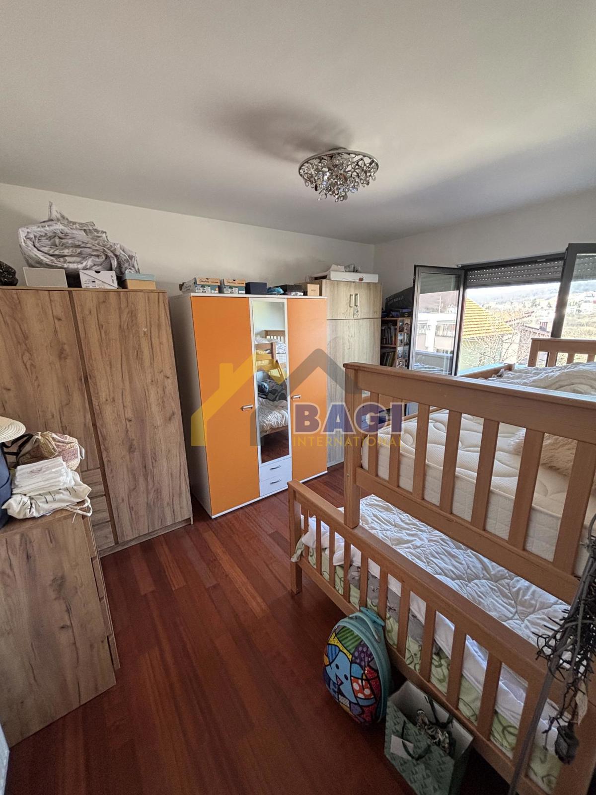 Appartamento Bijenik, Črnomerec, 98,01m2