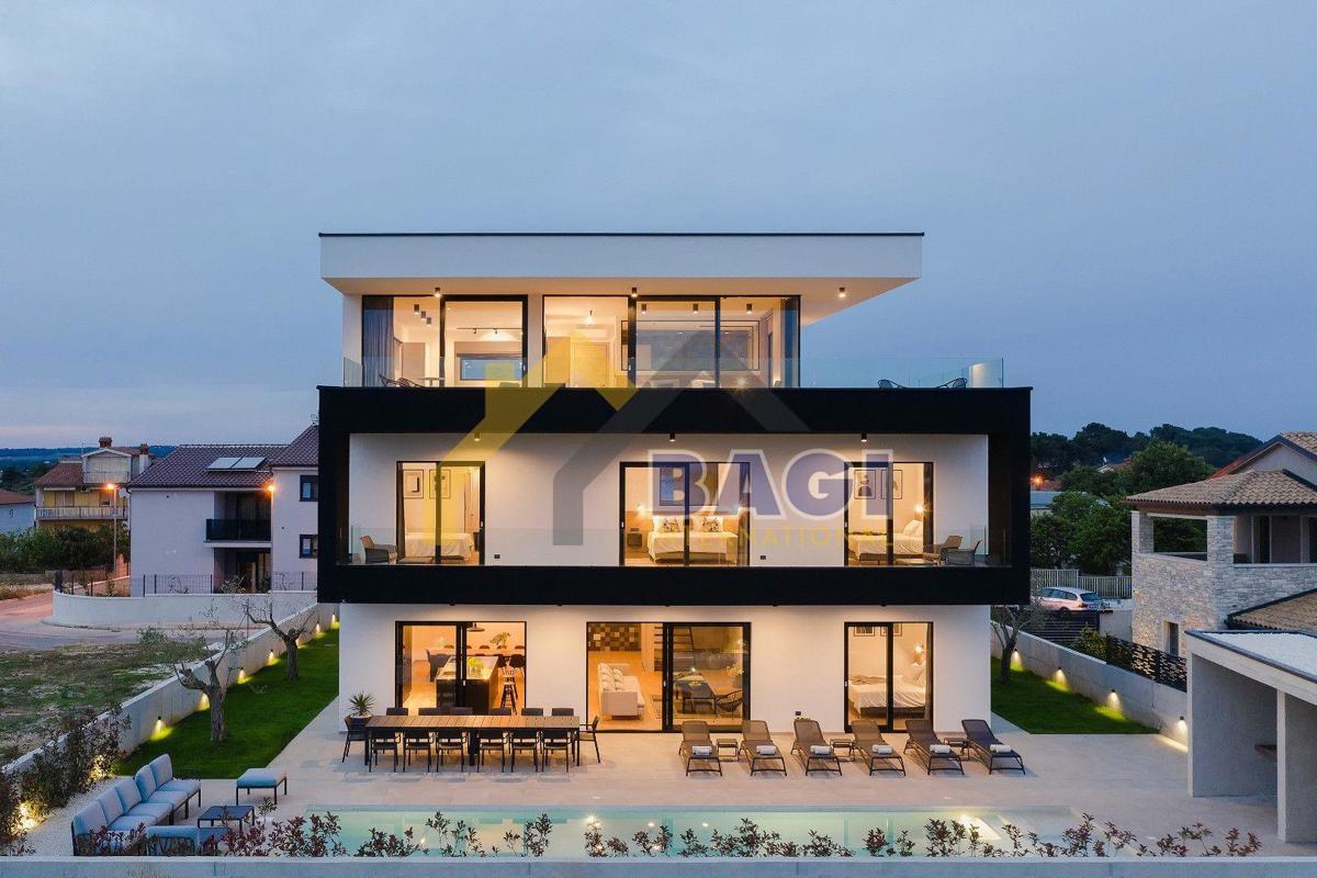 Casa Veli vrh, Pula, 470m2