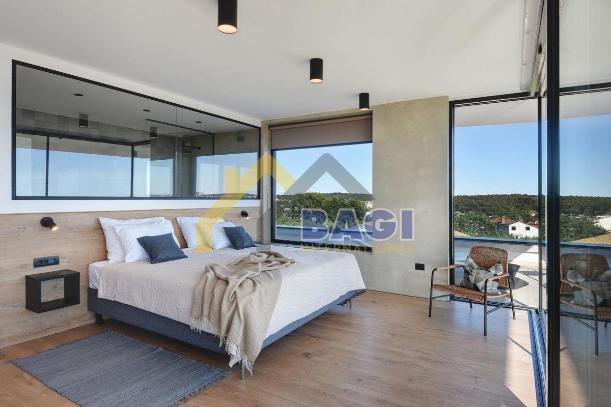 Casa Veli vrh, Pula, 470m2