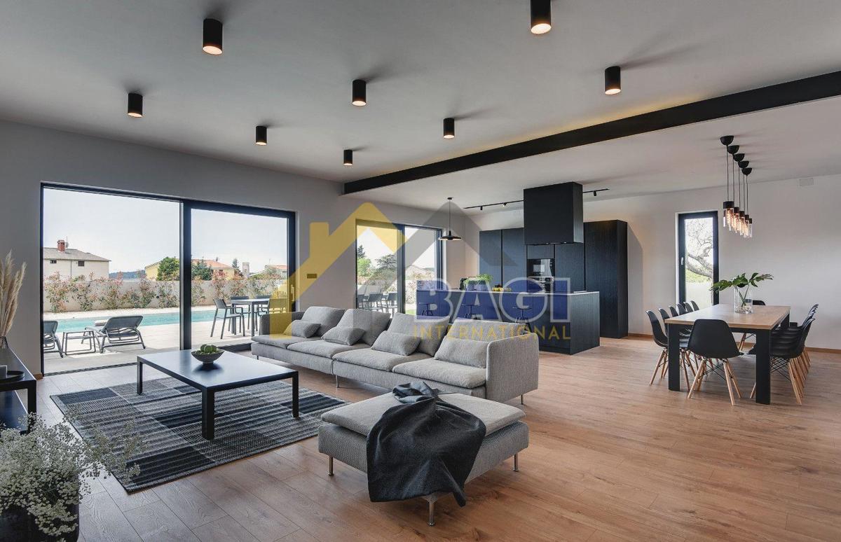 Casa Veli vrh, Pula, 470m2