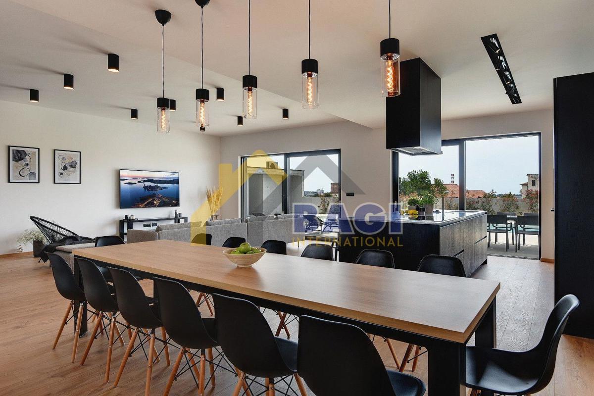 Casa Veli vrh, Pula, 470m2