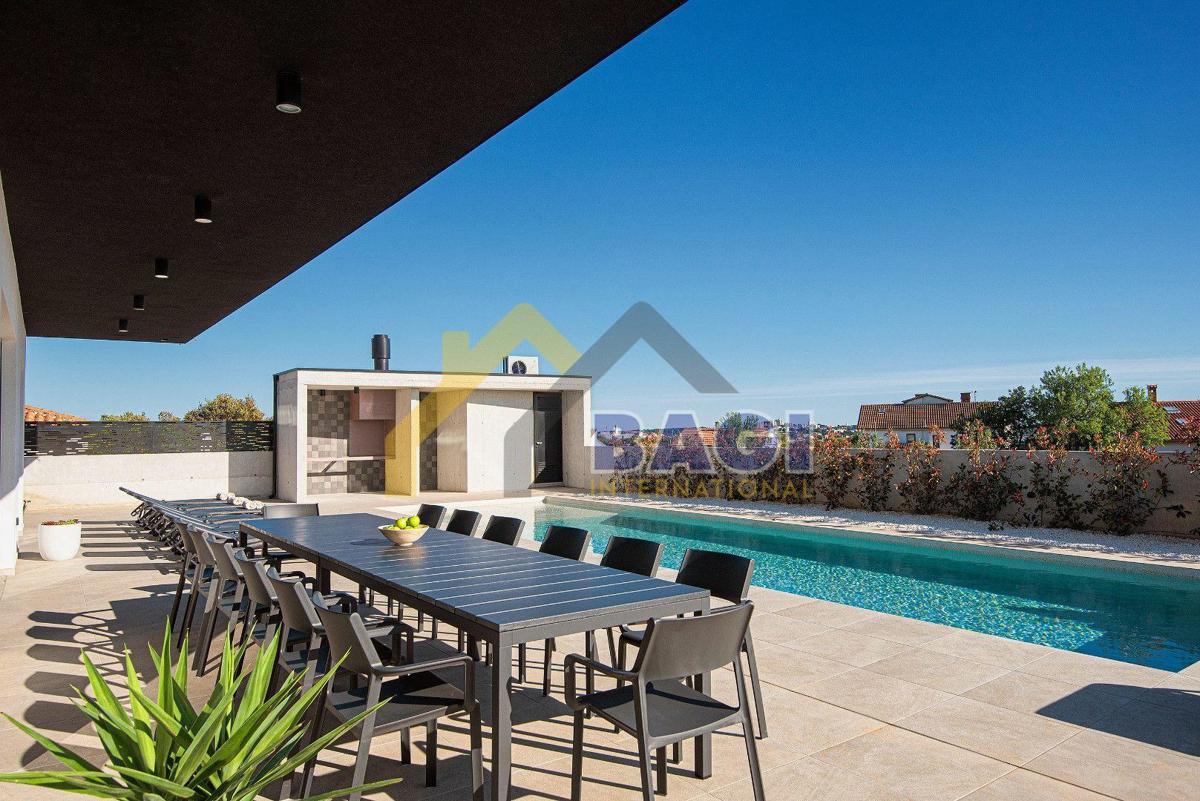 Casa Veli vrh, Pula, 470m2