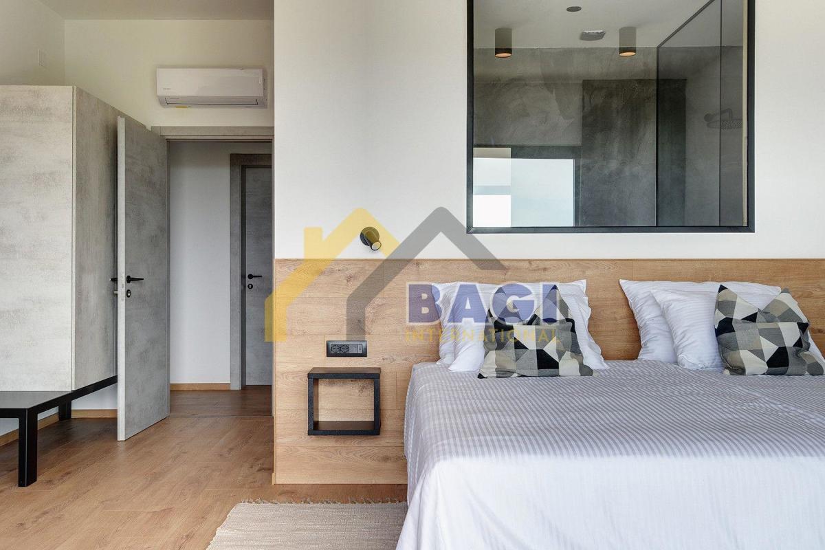 Casa Veli vrh, Pula, 470m2