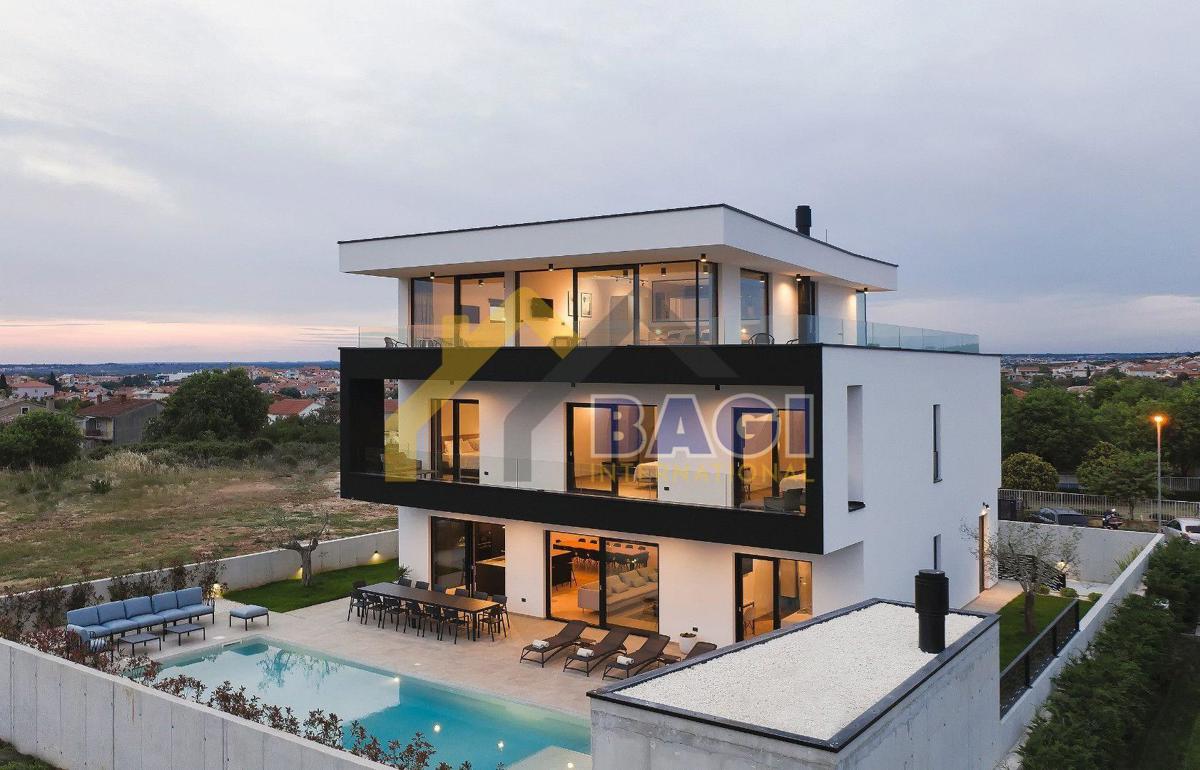 Casa Veli vrh, Pula, 470m2