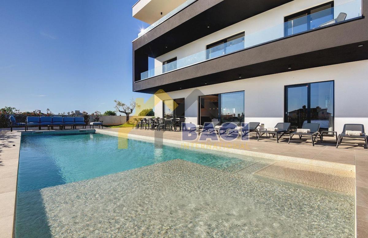 Casa Veli vrh, Pula, 470m2