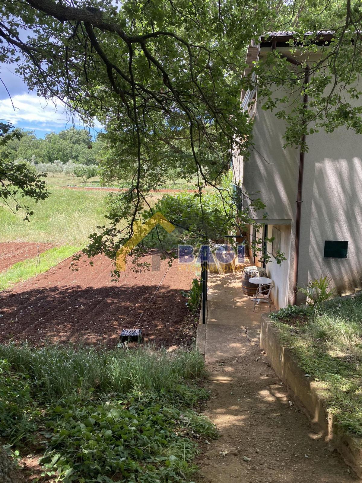 Casa Šišan, Ližnjan, 100m2
