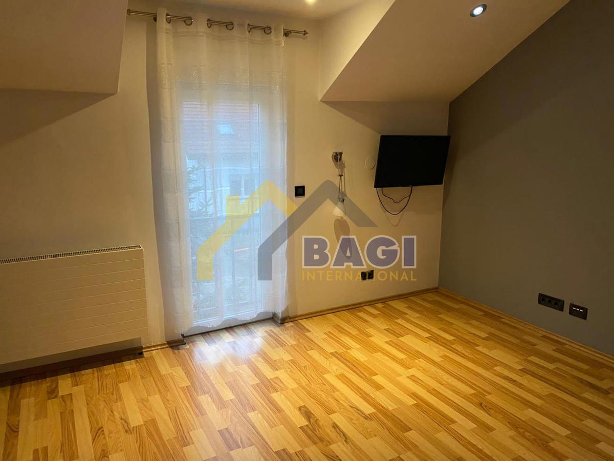 Casa Centar, Velika Gorica, 115m2