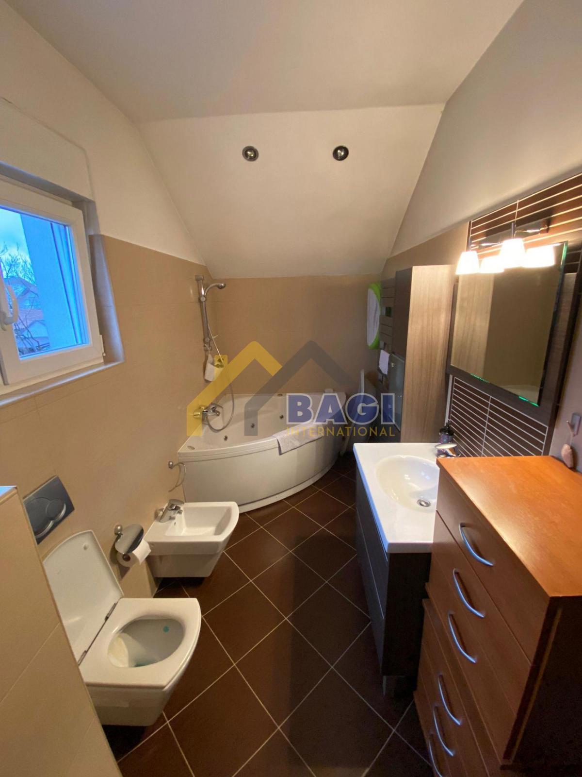 Casa Centar, Velika Gorica, 115m2
