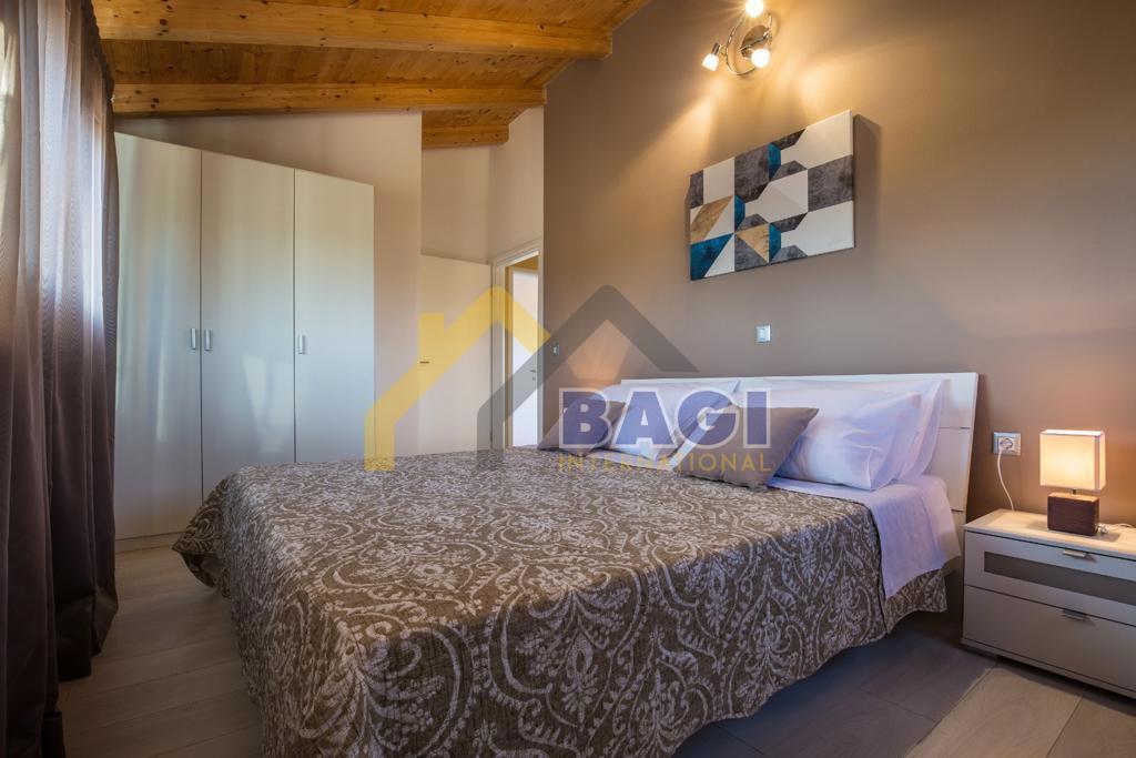 Casa Fažana, 180m2