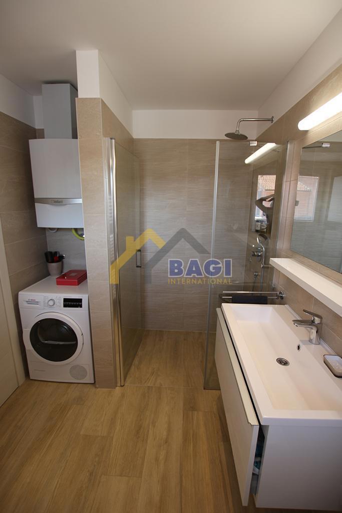 Appartamento di lusso 95m2-arredato-2 posti auto