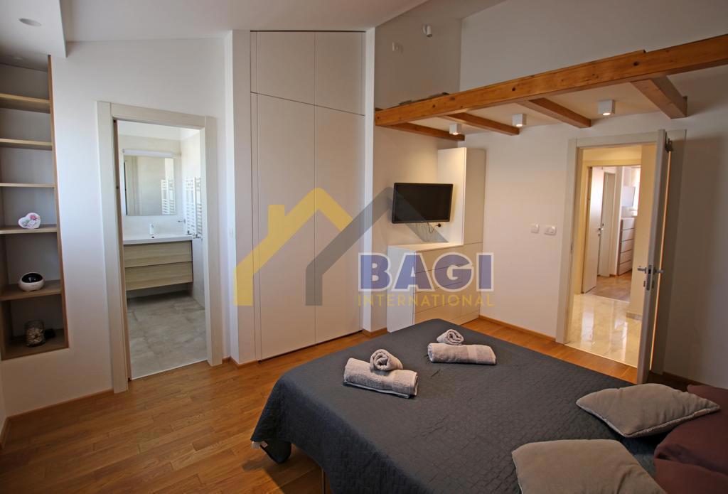 Appartamento di lusso 95m2-arredato-2 posti auto