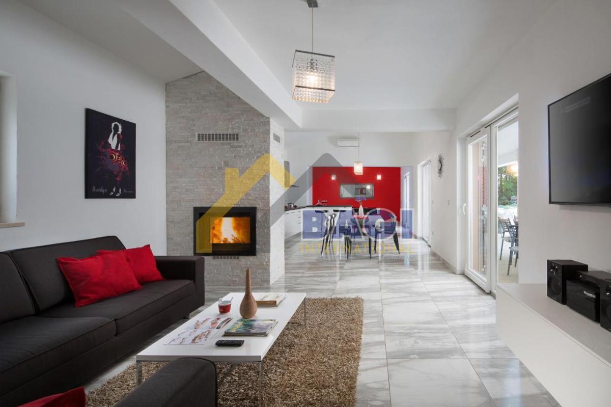 ISTRIA - LABIN Villa con wellness e piscina