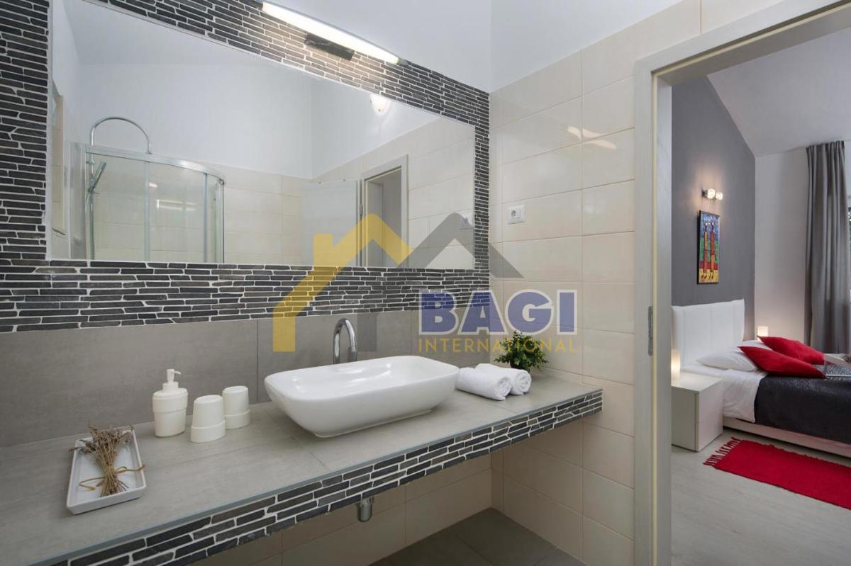 ISTRIA - LABIN Villa con wellness e piscina